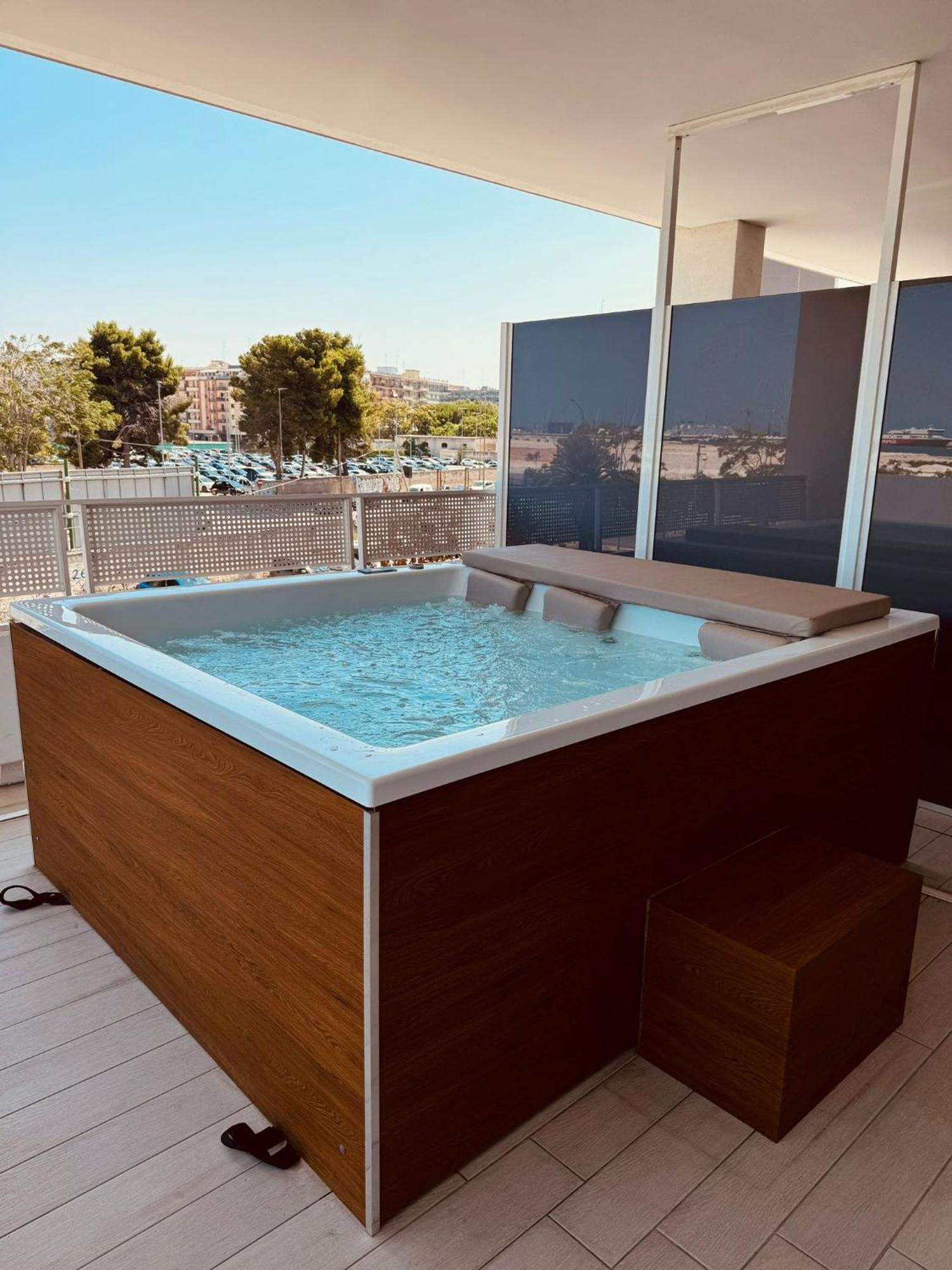 Marisabella Suite Spa 5 Bari Eksteriør bilde
