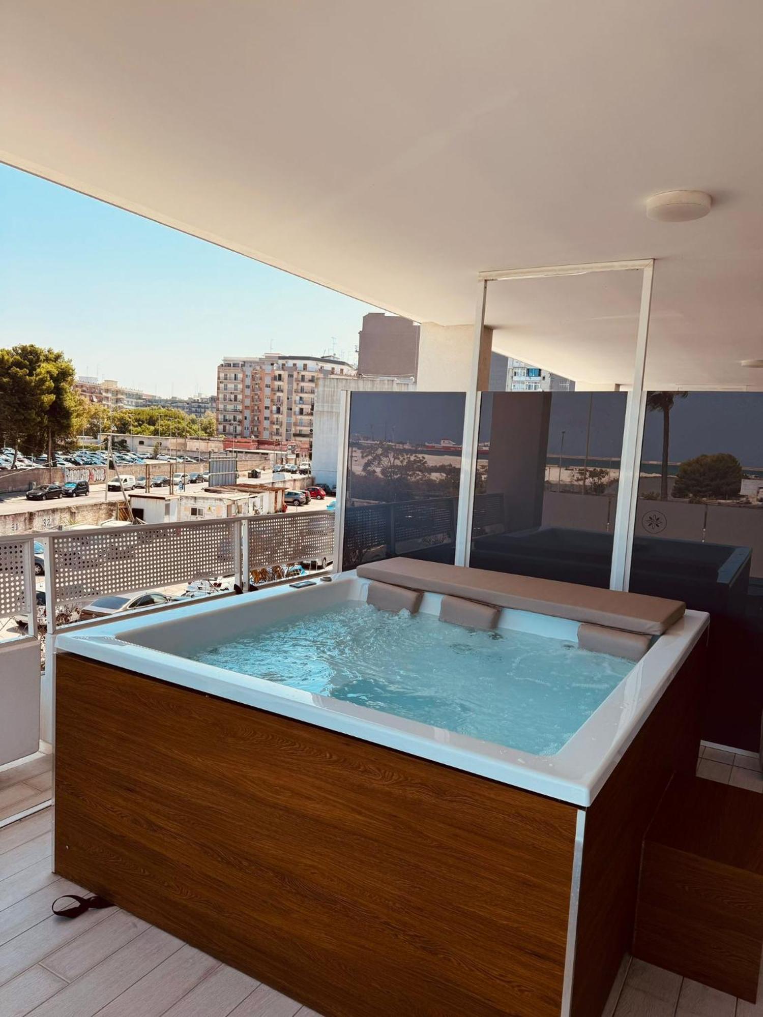 Marisabella Suite Spa 5 Bari Eksteriør bilde